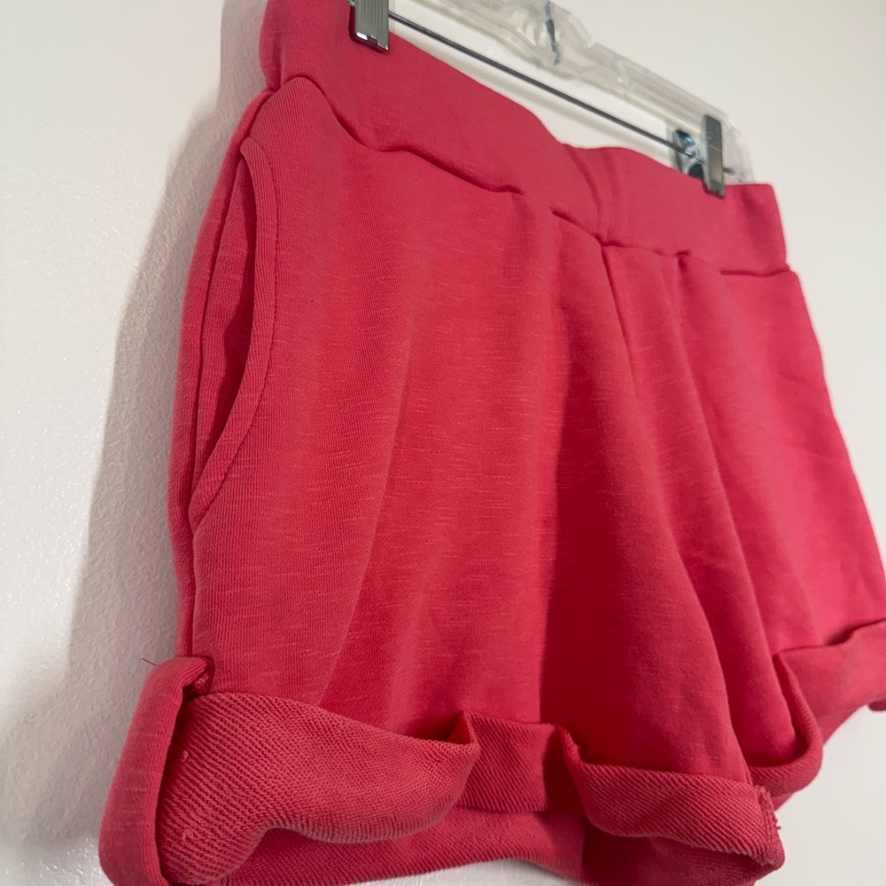 Stylish Pink Women's Cotton Cuff Shorts *NWT*
